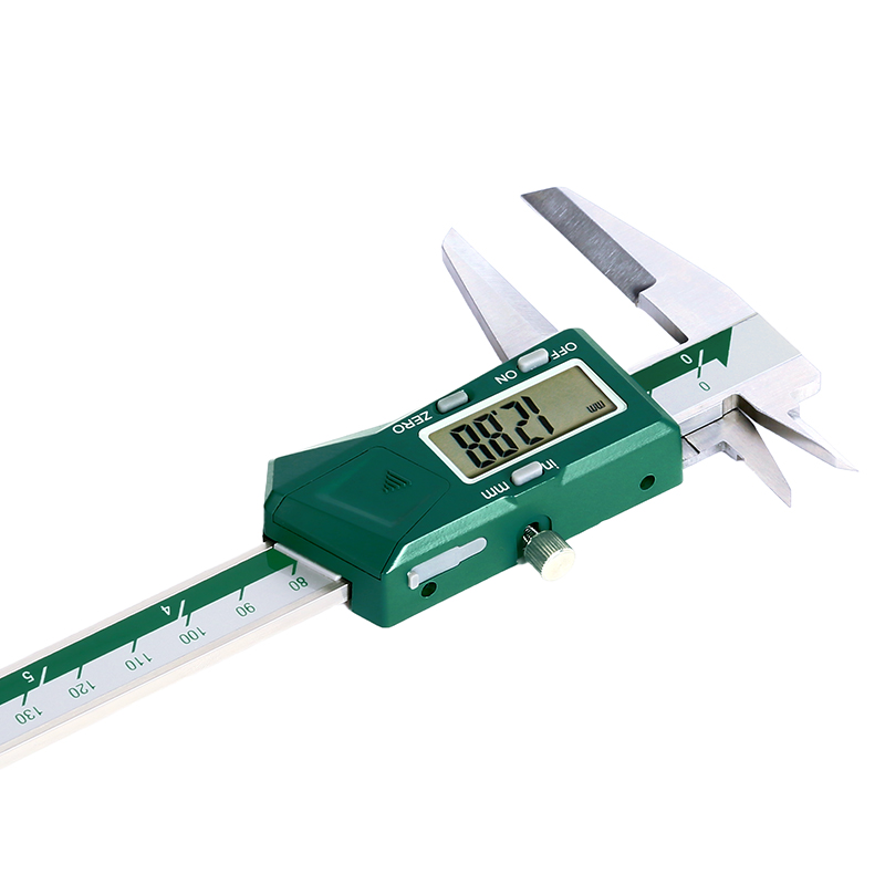 Digital Calipers With Knife-Edge Lower Jaws